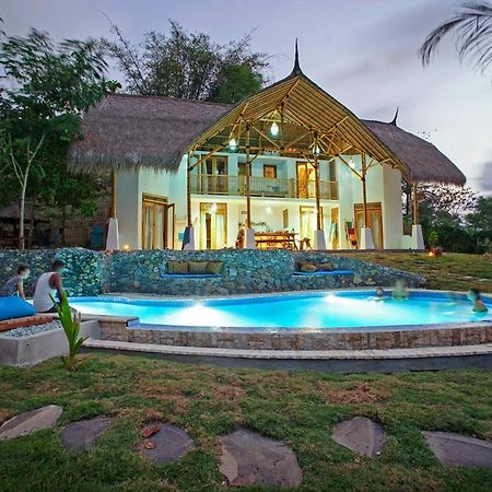 Batu Bambu Hotel Kuta  Exterior foto